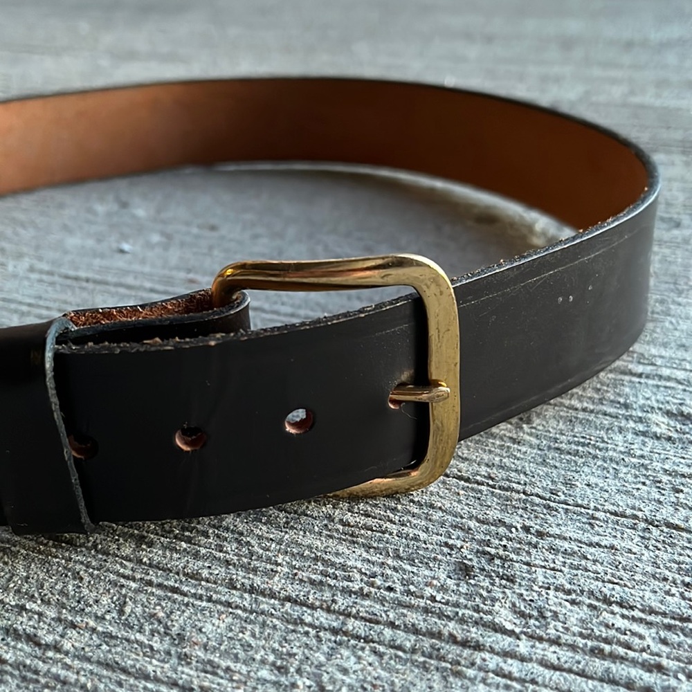 VINTAGE genuine leather simple brown belt with gold buckle